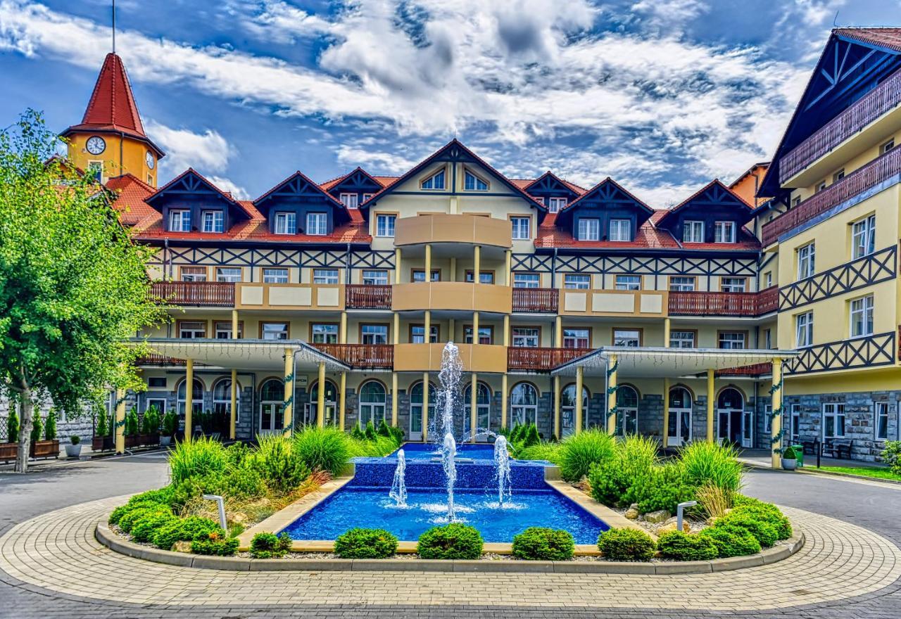 Świeradów-Zdrój St Lukas Medical & Spa מראה חיצוני תמונה